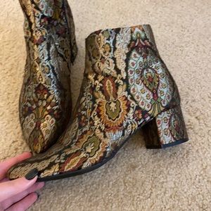 Pattern ankle boots